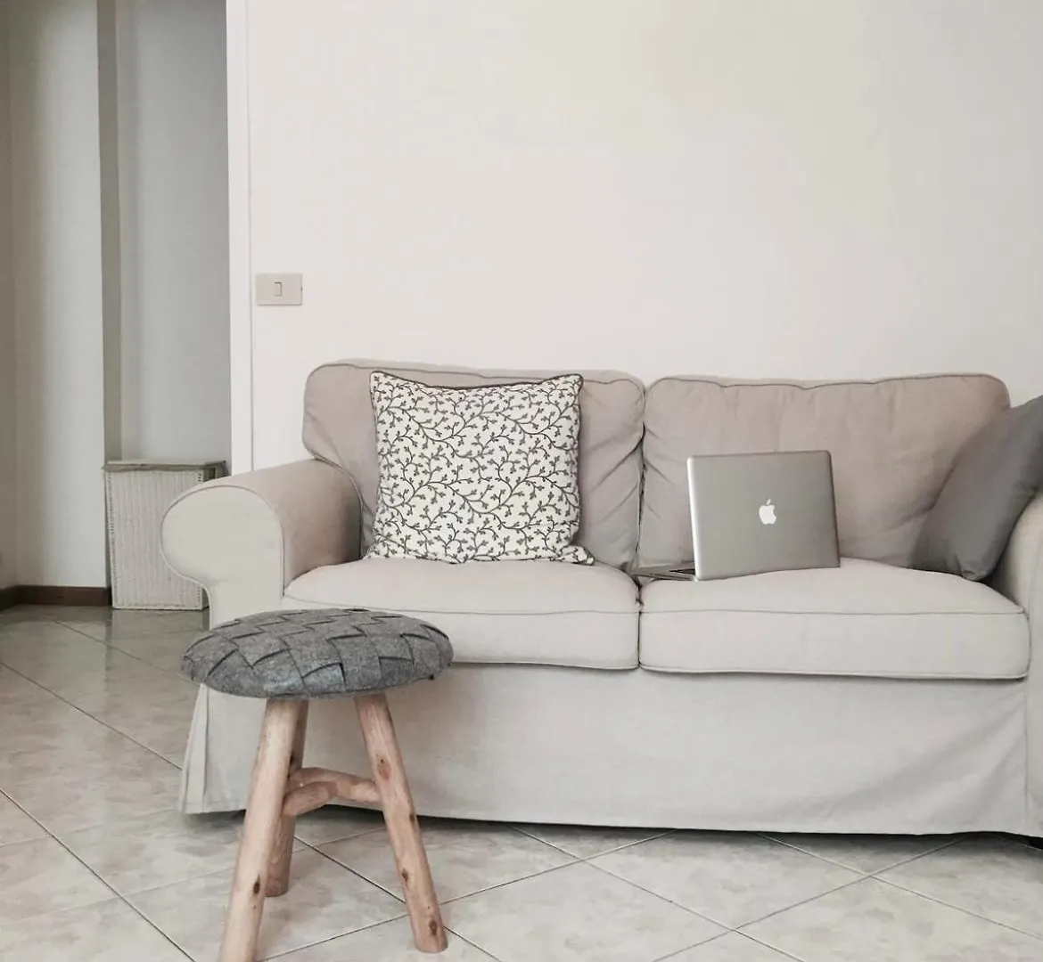 15 Min From Duomo, Located Citylife Spacious Flat Milan