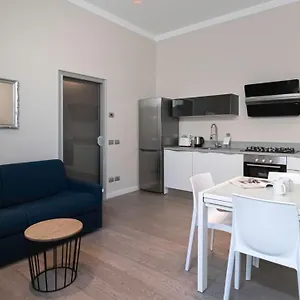 Apartment Italianway - Naviglio Pavese 6, Milan