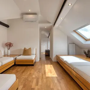 Apartment Royal -montenapoleone-, Milan